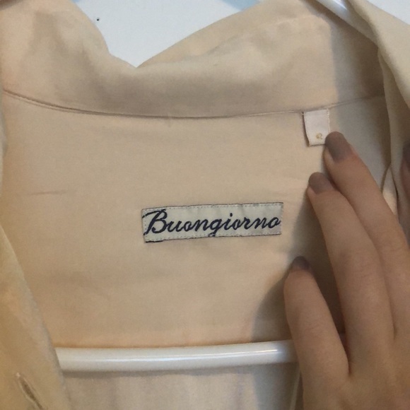 Shier nude blouse in good condition perfect for work - Picture 2 of 2